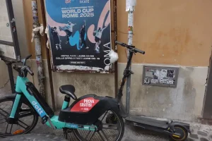 Zrównoważony Transport: Kompleksowy Przewodnik do Ekologicznych Rozwiązań Transportowych