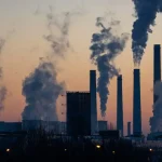 Co to są emisje gazów cieplarnianych? Definicja i najważniejsze dane